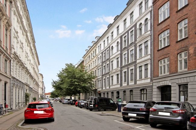 Peder Skrams Gade 8, 5. th., Gammelholm, 1054 København K